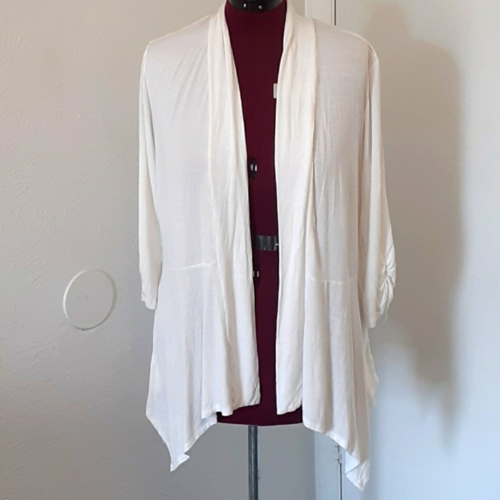 I.N. Studios Sweater (#0004)